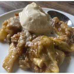 Caramel Apple Crisp